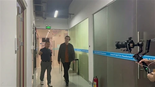 Gücün Tanıklığı, Bırakın Dünya MadeInChina'yı Görsün